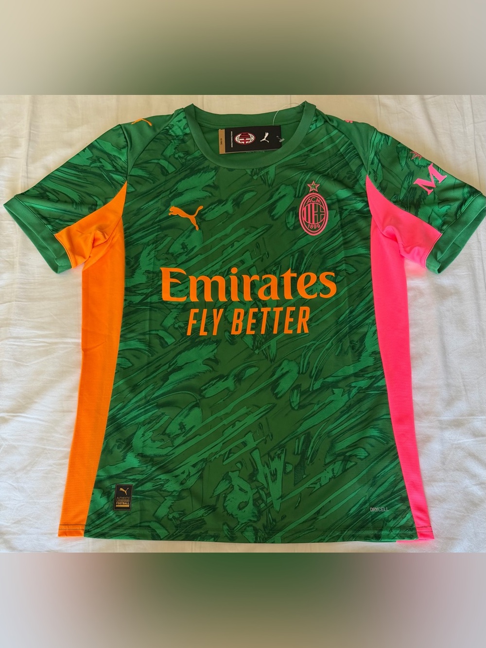 Puma AC Milan 2025/26 Goalkeeper Soccer Jersey 779984-80 Men’s Sz: Medium